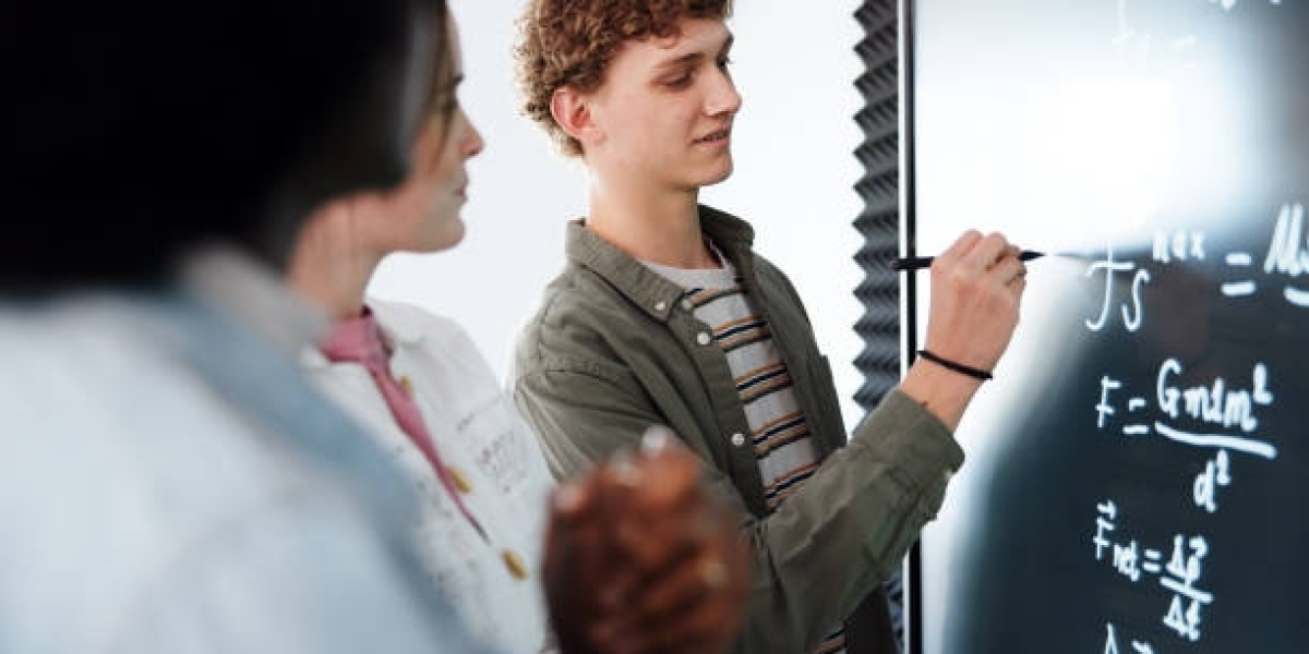 Developing Confidence Through Academic Writing