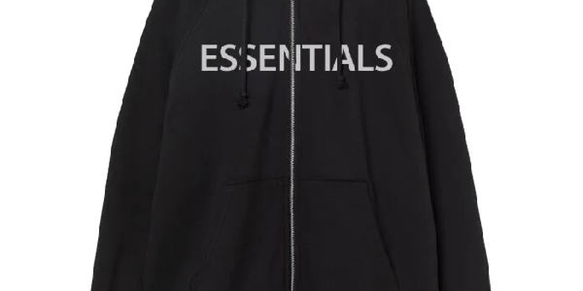 Essentials Hoodie: Everyday Streetwear with a Premium Feel