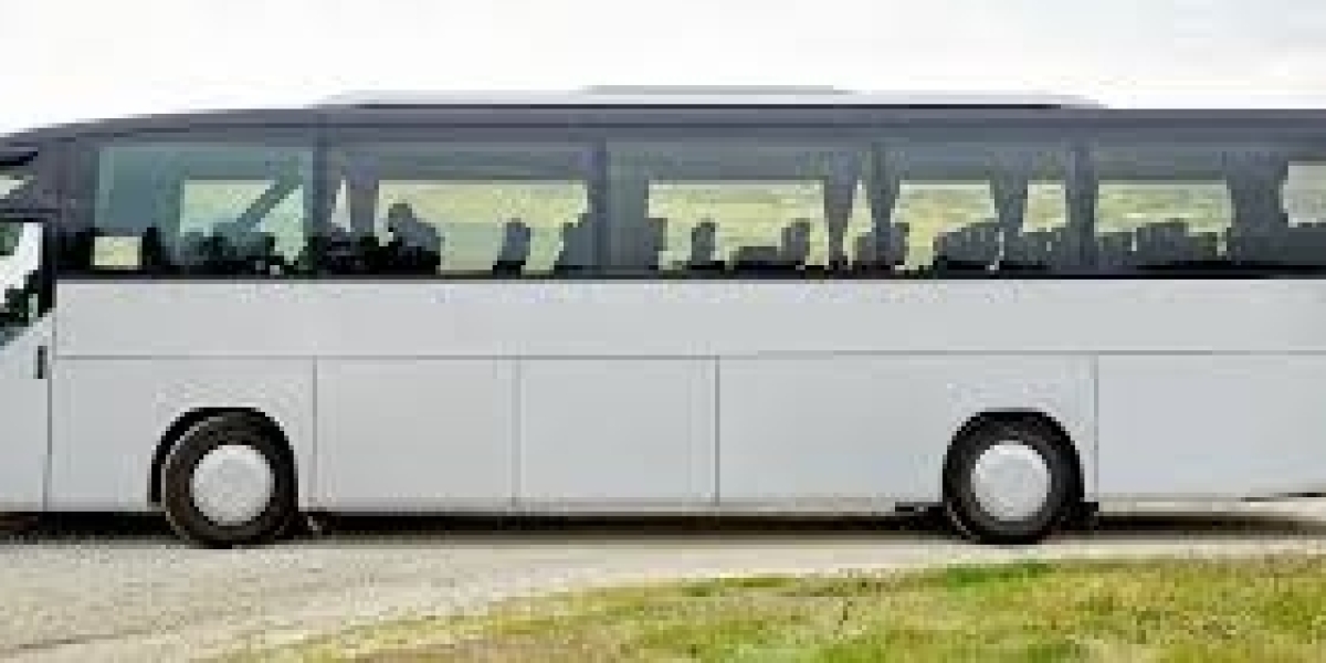 Your Guide to UK Coach Travel & Gloucester Green Station