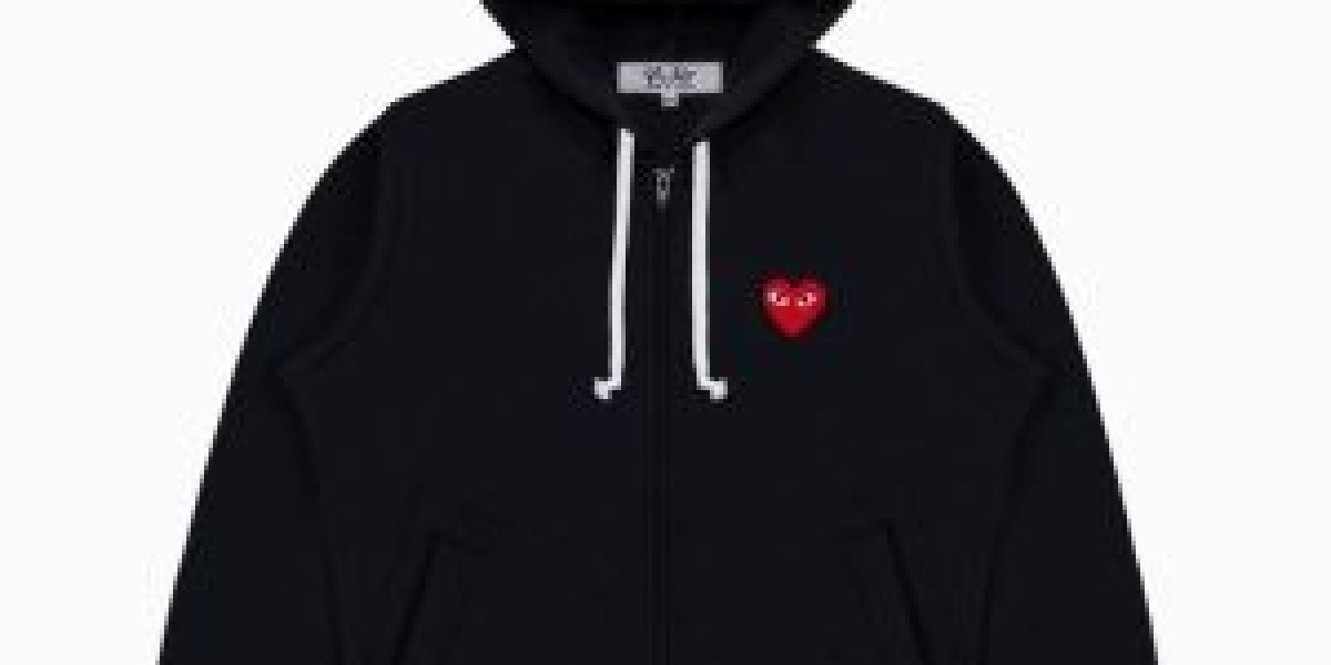 Comme des Garçons: Beyond the Logo