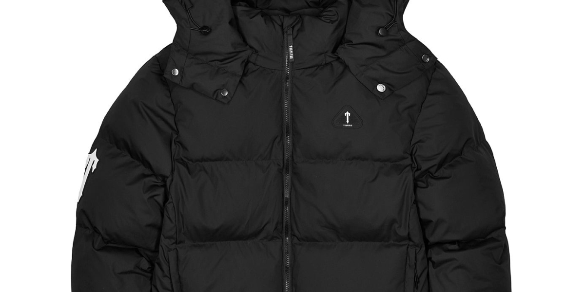 Why Is the Kurtka Trapstar a Must-Have Jacket?