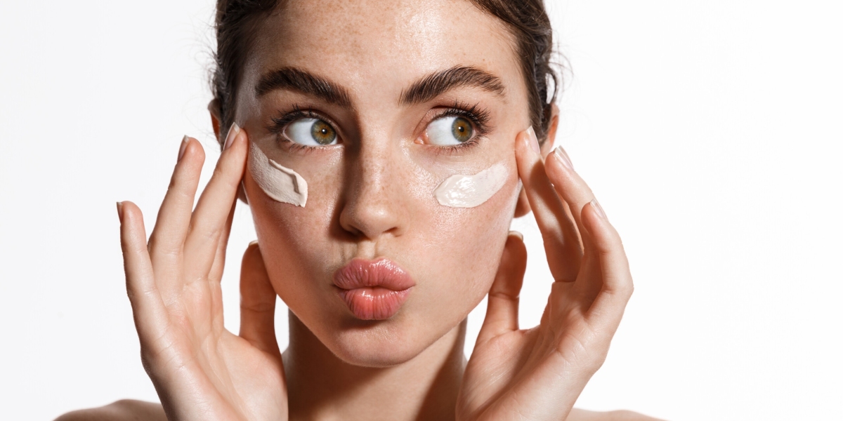 When Can You See Results After Deep Cleansing Facial Dubai?