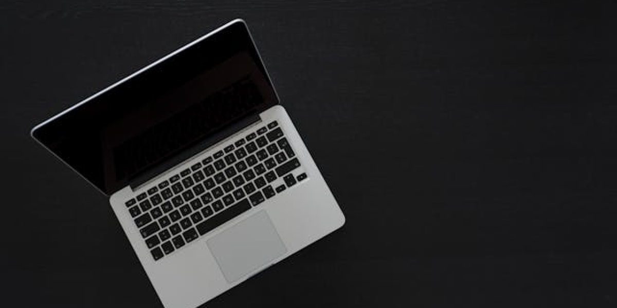 Choosing a Premium Business Laptop for Long-Term Performance and Reliability