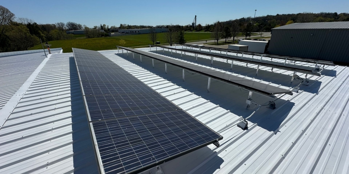 Expert Commercial Roofing Solutions: Replacement & Repair Services in Wisconsin