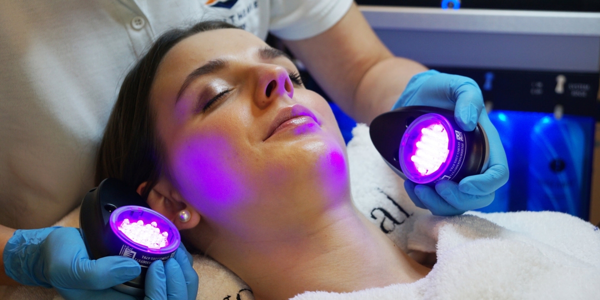 HydraFacial Dubai Trends: Latest Skincare Innovations