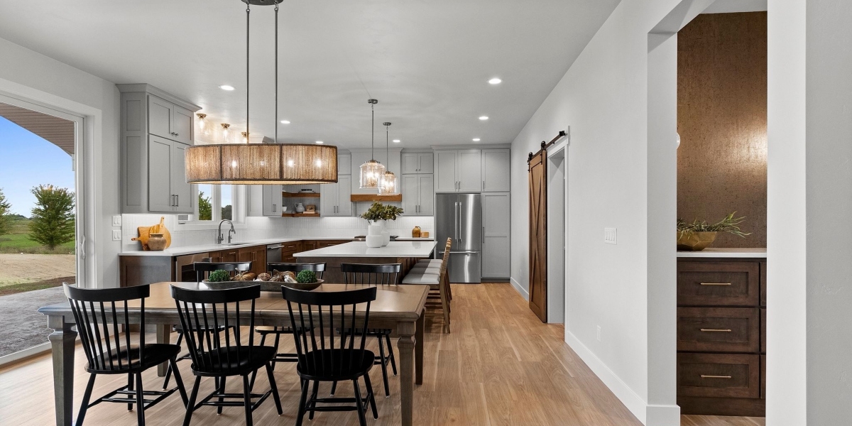 Expert Cabinet Solutions for Homes & Businesses in Green Bay and Neenah