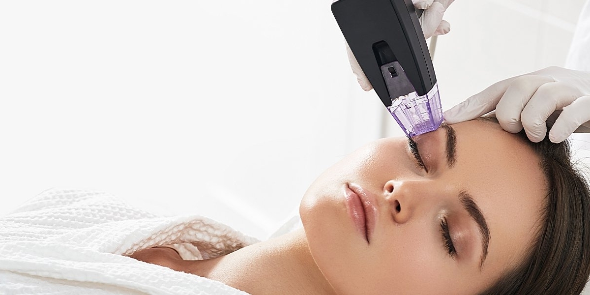 Morpheus 8 vs Traditional Microneedling in Islamabad