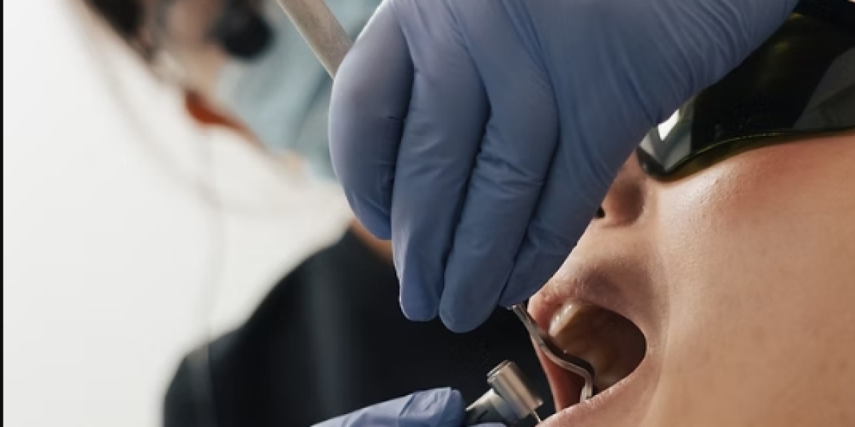 Finding the Right Dentist in Scarborough for Complete Dental Care
