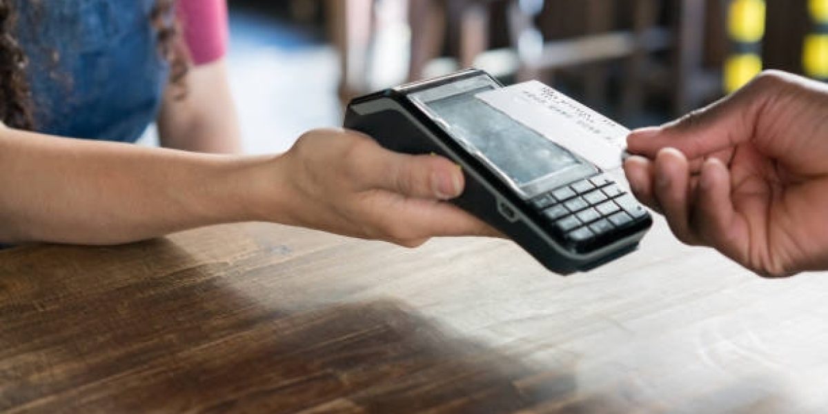 How to Add Testimonials to a Digital Business Card?