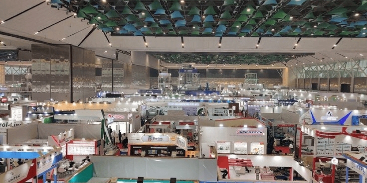 Why Attending a Business Expo Can Boost Your Professional Growth