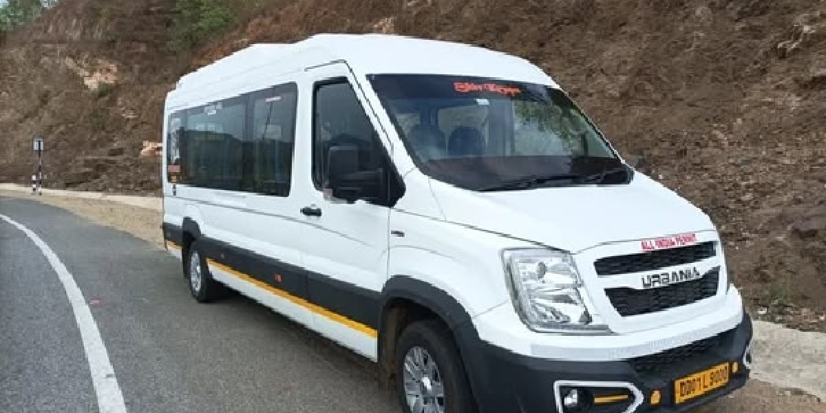 Experience Royal Travel with Force Urbania Rental Jaipur Services