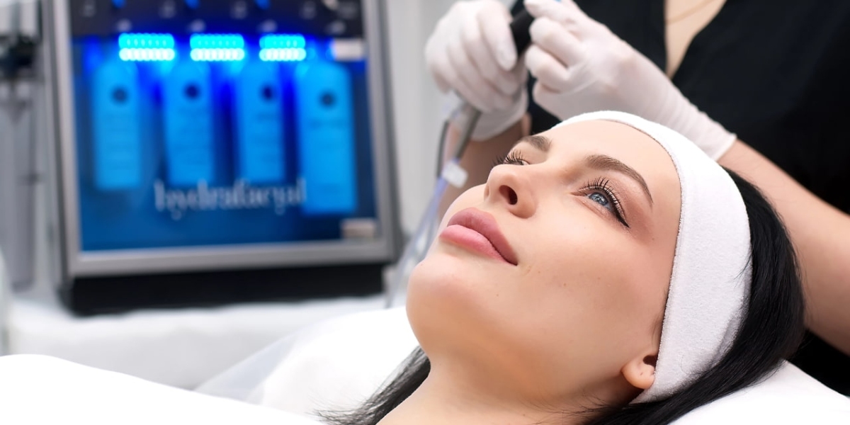 Is Hydrafacial in Dubai Suitable for All Skin Types?