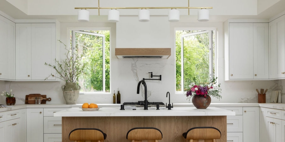 Custom ADU Builders: Creating Personalized Living Spaces for Modern Homes