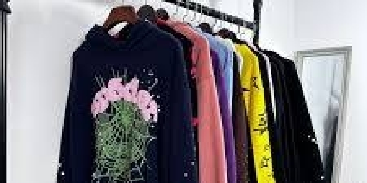 10 Black Sp5der Hoodie Outfit Ideas for Everyday Urban Fashion