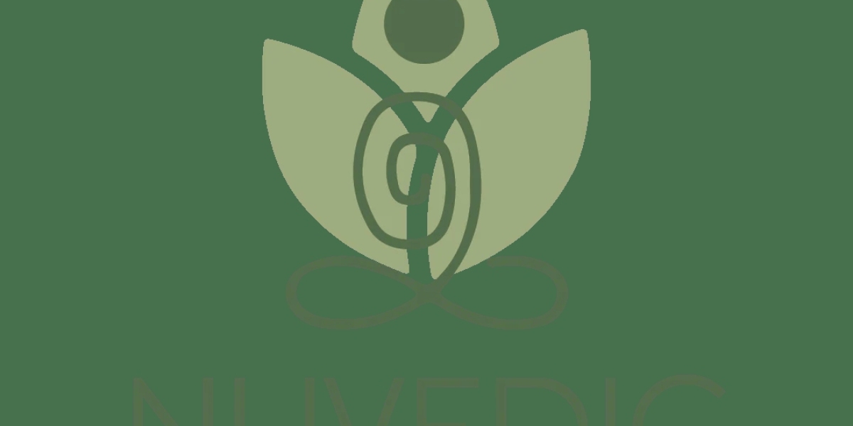 Ayurvedic Throat Spray: A Natural, Chemical-Free Solution for Daily Throat Care